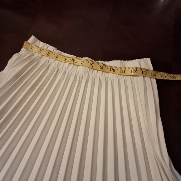 Nanette Lepore Pleated Lace Cream Midi A-Line Full Pull-on Skirt Women Medium - Picture 9 of 14